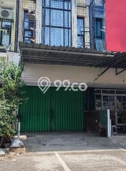 Ruko paling strategis disewakan di Kelapa Gading Jakarta Utara Ruko paling strategis disewakan di Kelapa Gading Jakarta Utara