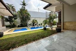 Rumah Mewah LB 428m2 Siap Huni Desain Elegan di Cipete, Jakarta Selatan Rumah Mewah LB 428m2 Siap Huni Desain Elegan di Cipete, Jakarta Selatan