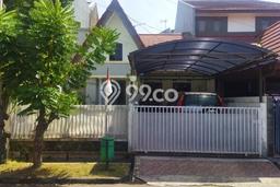 Lokasi terbaik! Rumah siap huni dikontrakkan di Coblong LB 100m2 Lokasi terbaik! Rumah siap huni dikontrakkan di Coblong LB 100m2