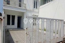 Rumah Strategis Minimalis Lb 120m2 di Arcamanik, Bandung Rumah Strategis Minimalis Lb 120m2 di Arcamanik, Bandung