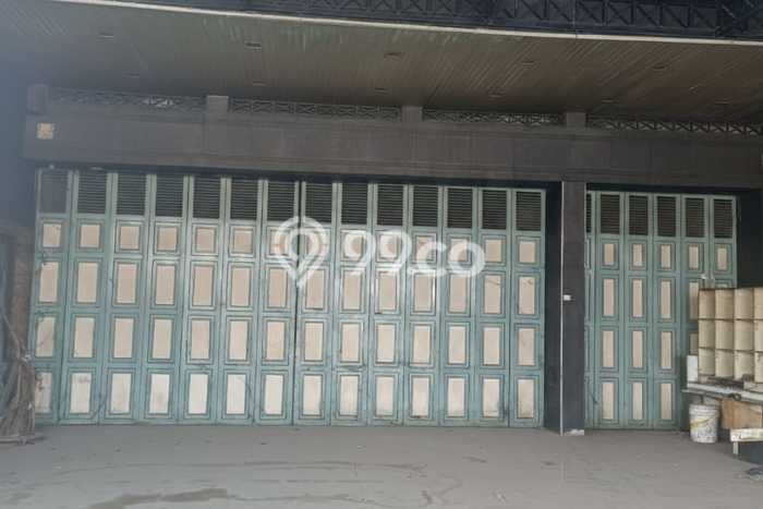 Disewakan Pabrik di Kawasan Ramai Kopo Luas 2200m2 Disewakan Pabrik di Kawasan Ramai Kopo Luas 2200m2