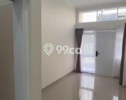 PILIHAN TEPAT! Rumah di Arcamanik, 1 KM, Akses Sekolah, Luas 72m2m² Bangunan 36m2m² PILIHAN TEPAT! Rumah di Arcamanik, 1 KM, Akses Sekolah, Luas 72m2m² Bangunan 36m2m²