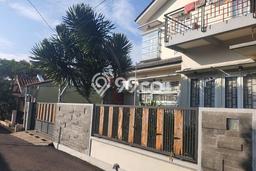 Rumah 5 Kamar Tidur Akses Strategis di Kopo Permai, Dekat Fasilitas Umum, Bandung Rumah 5 Kamar Tidur Akses Strategis di Kopo Permai, Dekat Fasilitas Umum, Bandung