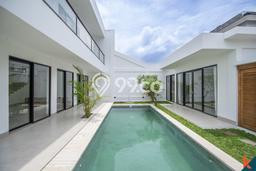 Rumah Mewah LB 500m2 Siap Pakai Desain Elegan di Legian, Badung Rumah Mewah LB 500m2 Siap Pakai Desain Elegan di Legian, Badung