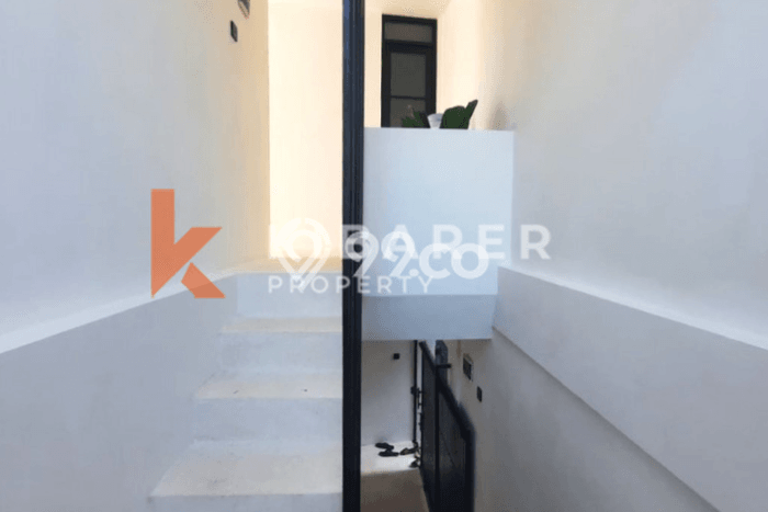 Rumah Sewa Badung LT 300m2 LB 200m2 Area Canggu Rumah Sewa Badung LT 300m2 LB 200m2 Area Canggu