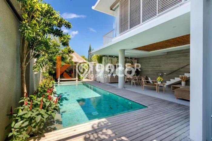 UNIT SPESIAL! Rumah area Seminyak, 2 KM, Akses Pusat Kota, Luas 200m2m² Bangunan 300m2m² UNIT SPESIAL! Rumah area Seminyak, 2 KM, Akses Pusat Kota, Luas 200m2m² Bangunan 300m2m²