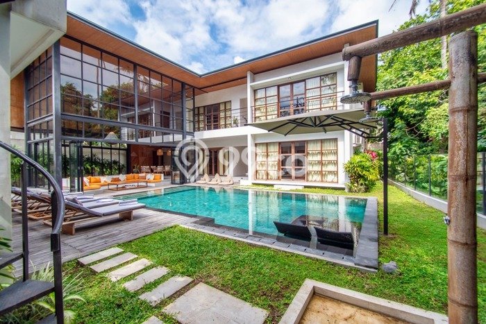Jual Rumah Luas Elegan Dengan View Cantik di Pererenan, Badung Jual Rumah Luas Elegan Dengan View Cantik di Pererenan, Badung