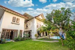 Dijual Rumah Mewah Megah Dengan View Cantik di Jimbaran, Badung Dijual Rumah Mewah Megah Dengan View Cantik di Jimbaran, Badung