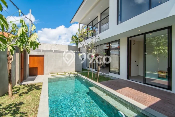 Hunian Mewah LB 210m2 Siap Huni Desain Elegan di Umalas, Badung Hunian Mewah LB 210m2 Siap Huni Desain Elegan di Umalas, Badung