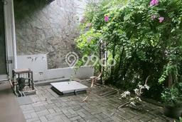 Ready to Use! Luxury House LT 190m2 Desain Elegan di Grogol Ready to Use! Luxury House LT 190m2 Desain Elegan di Grogol