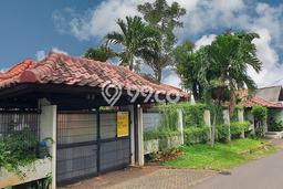 Jual Rumah Mewah Megah Dengan View Cantik di Bintaro, Jakarta Selatan Jual Rumah Mewah Megah Dengan View Cantik di Bintaro, Jakarta Selatan