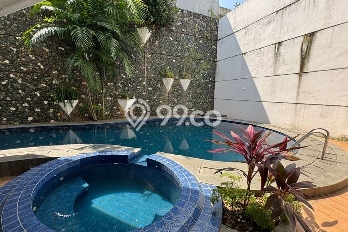 Jual Rumah Mewah Megah Dengan View Cantik di Kuningan, Jakarta Selatan Jual Rumah Mewah Megah Dengan View Cantik di Kuningan, Jakarta Selatan
