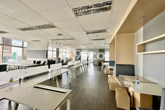 Unit Kantor Tersedia di Senayan Spesifikasi LB 373m2 Unit Kantor Tersedia di Senayan Spesifikasi LB 373m2