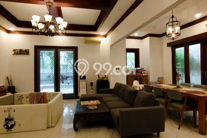 Rumah Kontrakan Jakarta Selatan LT 560m2 LB 400m2 Kawasan Kemang Rumah Kontrakan Jakarta Selatan LT 560m2 LB 400m2 Kawasan Kemang