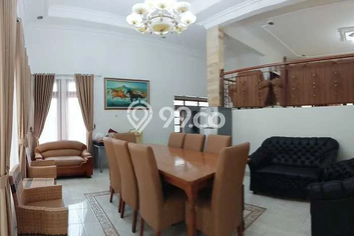 Peluang Bisnis! Vila Kawasan Lembang, Luas 300m2m², Area Premium dengan nilai meningkat Peluang Bisnis! Vila Kawasan Lembang, Luas 300m2m², Area Premium dengan nilai meningkat