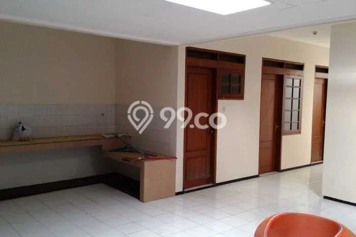 Rumah Luas Asri 4 KT Siap Pakai di BKR Bandung Rumah Luas Asri 4 KT Siap Pakai di BKR Bandung