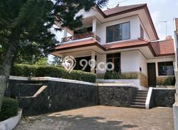 For Sale! Luxury House LT 326m2 Desain Elegan di Ujungberung For Sale! Luxury House LT 326m2 Desain Elegan di Ujungberung