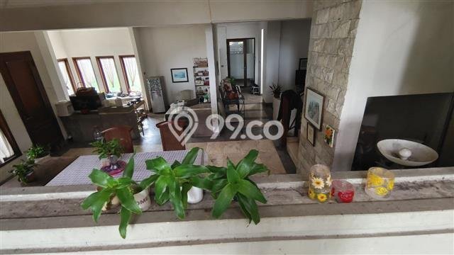 Dijual Rumah Mewah Elegan Dengan View Eksklusif di Pekayon, Bekasi Dijual Rumah Mewah Elegan Dengan View Eksklusif di Pekayon, Bekasi