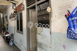 Hunian Nyaman Asri 7 KT Siap Huni di Cipete Jakarta Selatan Hunian Nyaman Asri 7 KT Siap Huni di Cipete Jakarta Selatan