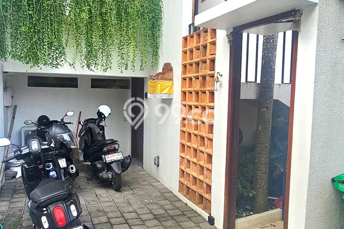 Disewakan! Rumah 3 Kamar Tidur &
3 Kamar Mandi di Pererenan, Badung Disewakan! Rumah 3 Kamar Tidur &
3 Kamar Mandi di Pererenan, Badung