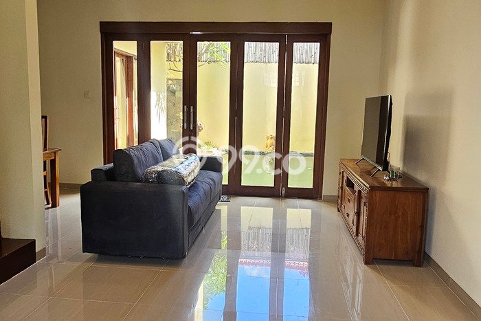 Lokasi terbaik! Rumah siap huni dikontrakkan di Kerobokan LB 160m2 Lokasi terbaik! Rumah siap huni dikontrakkan di Kerobokan LB 160m2
