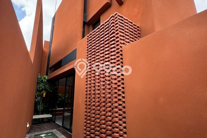 Jual Rumah Luas Megah Dengan View Cantik di Pererenan, Badung Jual Rumah Luas Megah Dengan View Cantik di Pererenan, Badung