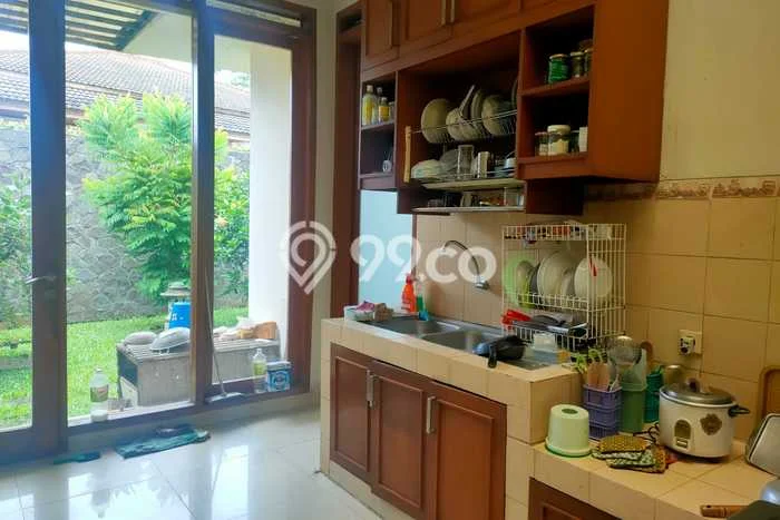 Hunian Mewah LB 400m2 Siap Huni Desain Elegan di Geger Kalong, Bandung Hunian Mewah LB 400m2 Siap Huni Desain Elegan di Geger Kalong, Bandung