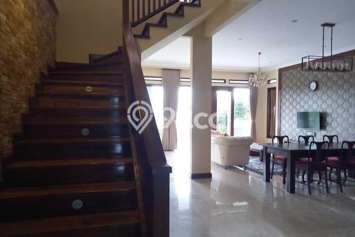 Jual Rumah Mewah Megah Dengan View Eksklusif di Resor Dago Pakar, Bandung Jual Rumah Mewah Megah Dengan View Eksklusif di Resor Dago Pakar, Bandung