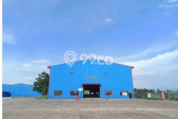 Disewakan Gudang di Kawasan Ramai Kopo Luas 2000m2 Disewakan Gudang di Kawasan Ramai Kopo Luas 2000m2