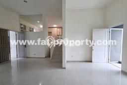 Disewakan! Rumah 4 Kamar Tidur &
3 Kamar Mandi di Permata Buana, Jakarta Barat Disewakan! Rumah 4 Kamar Tidur &
3 Kamar Mandi di Permata Buana, Jakarta Barat