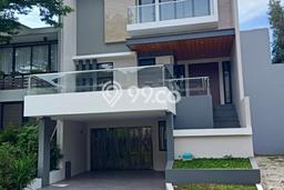 HUNIAN PILIHAN! Rumah di BSD The Green, Luas 120m² Bangunan 320m² HUNIAN PILIHAN! Rumah di BSD The Green, Luas 120m² Bangunan 320m²
