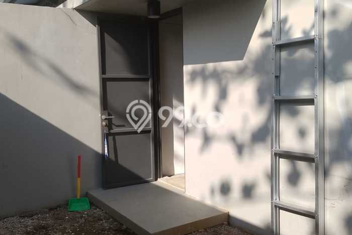 FOR RENT! Gudang di BSD City Cocok untuk Bisnis 138m2 FOR RENT! Gudang di BSD City Cocok untuk Bisnis 138m2