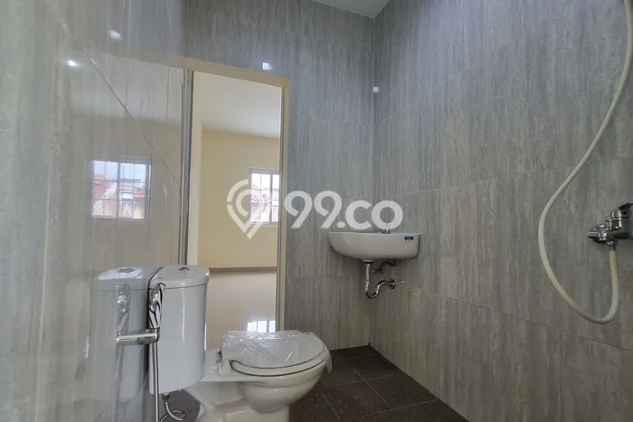 Dijual Hunian Rumah Terawat 3 KT di Sektor 6-Gading Serpong, Tangerang Dijual Hunian Rumah Terawat 3 KT di Sektor 6-Gading Serpong, Tangerang