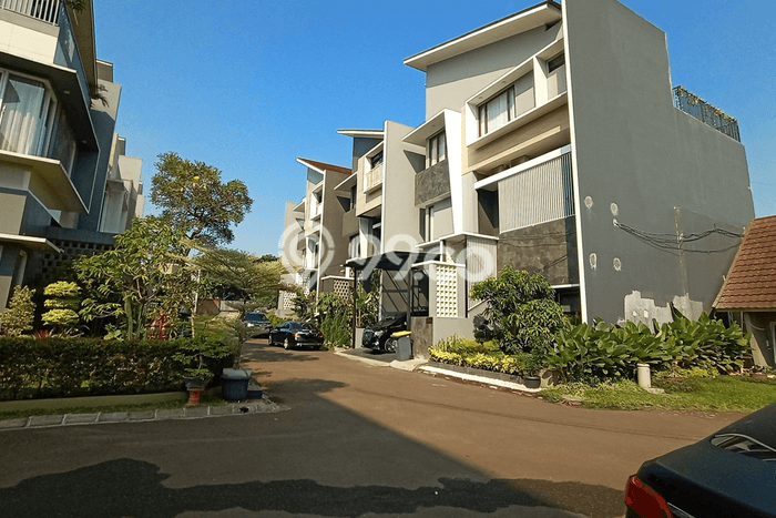 Hunian Mewah LB 129m2 Siap Huni Desain Elegan di Gandaria, Jakarta Selatan Hunian Mewah LB 129m2 Siap Huni Desain Elegan di Gandaria, Jakarta Selatan