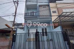 Siap Huni Rumah Mewah 4 Kamar di Kelapa Gading Dekat ke Mana Saja Siap Huni Rumah Mewah 4 Kamar di Kelapa Gading Dekat ke Mana Saja
