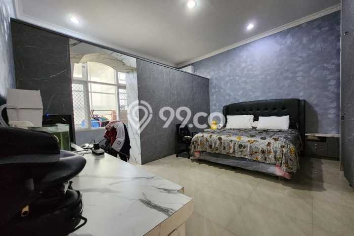 Rumah Luxury Modern Tanpa Renovasi di Pantai Mutiara Jakarta Utara Rumah Luxury Modern Tanpa Renovasi di Pantai Mutiara Jakarta Utara