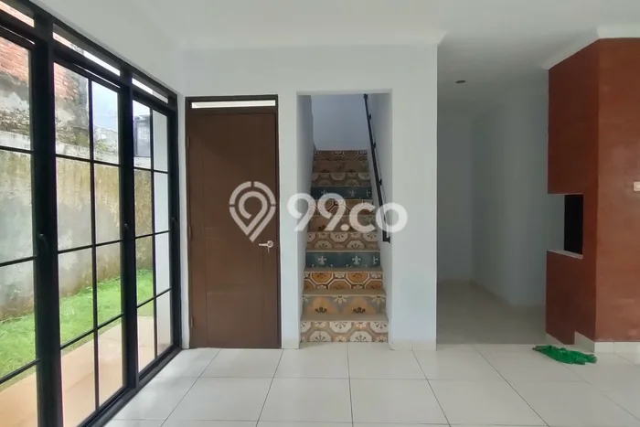 Jual Rumah Strategis Bagus Punya 3 KT di Jagakarsa Jakarta Selatan SHM Jual Rumah Strategis Bagus Punya 3 KT di Jagakarsa Jakarta Selatan SHM