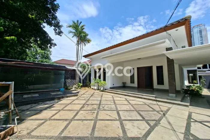Rumah 5 Kamar Siap Huni Disewakan di Menteng Harga Kompetitif Rumah 5 Kamar Siap Huni Disewakan di Menteng Harga Kompetitif