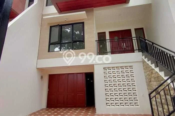 Rumah Luxury Modern Tanpa Renovasi di Ragunan Jakarta Selatan Rumah Luxury Modern Tanpa Renovasi di Ragunan Jakarta Selatan