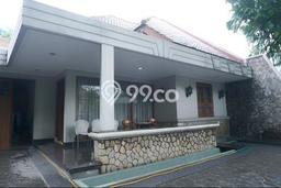 Dijual Rumah Premium dengan Fasilitas Sekitar Komplit di Menteng, Jakarta Pusat Dijual Rumah Premium dengan Fasilitas Sekitar Komplit di Menteng, Jakarta Pusat