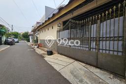For Sale! Premium House LT 205m2 Desain Elegan di Grogol For Sale! Premium House LT 205m2 Desain Elegan di Grogol