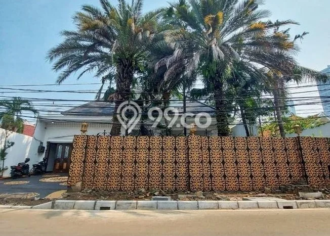 Dijual Rumah Premium dengan Fasilitas Sekitar Komplit di Menteng, Jakarta Pusat Dijual Rumah Premium dengan Fasilitas Sekitar Komplit di Menteng, Jakarta Pusat