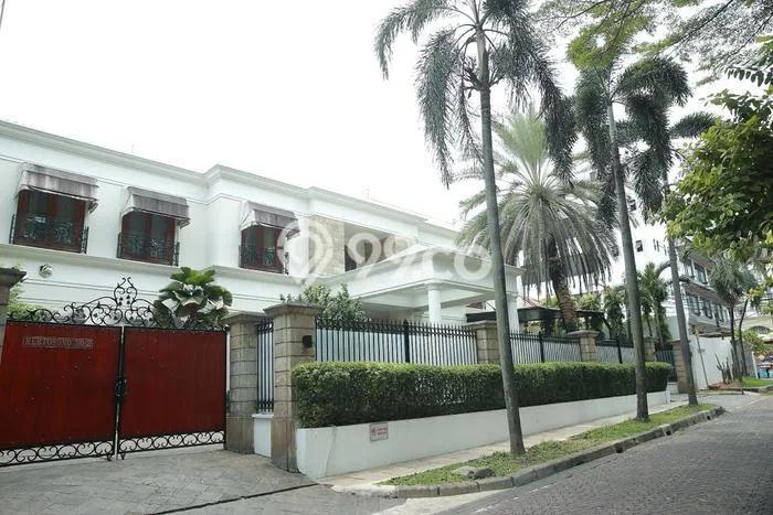 Dijual Hunian Mewah dengan Fasilitas Sekitar Komplit di Menteng, Jakarta Pusat Dijual Hunian Mewah dengan Fasilitas Sekitar Komplit di Menteng, Jakarta Pusat