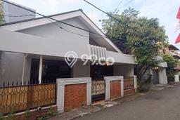 For Sale! Luxury House LT 360m2 Desain Modern di Patal Senayan For Sale! Luxury House LT 360m2 Desain Modern di Patal Senayan