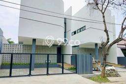 Dijual Rumah Strategis Bagus Punya 2 KT di Gayungan Surabaya SHM Dijual Rumah Strategis Bagus Punya 2 KT di Gayungan Surabaya SHM