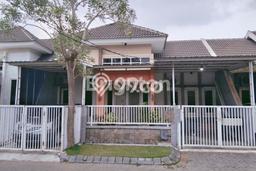 Hunian Nyaman Asri 3 KT Siap Huni di Waru Surabaya Hunian Nyaman Asri 3 KT Siap Huni di Waru Surabaya