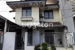 Hunian Cantik Minimalis Lb 170m2 di Rungkut, Surabaya Hunian Cantik Minimalis Lb 170m2 di Rungkut, Surabaya