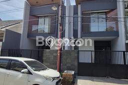 Rumah Minimalis 3 KT LT 82m2 di Mulyosari Rumah Minimalis 3 KT LT 82m2 di Mulyosari