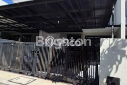 For Sale Hunian Rumah Terawat 3 KT di Pondok Tjandra, Sidoarjo For Sale Hunian Rumah Terawat 3 KT di Pondok Tjandra, Sidoarjo