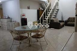 Dijual Rumah Luas Megah Dengan View Cantik di Galaxy, Surabaya Dijual Rumah Luas Megah Dengan View Cantik di Galaxy, Surabaya